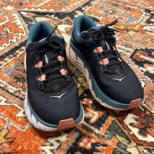 Hoka Womens Gaviota 3 Size 9